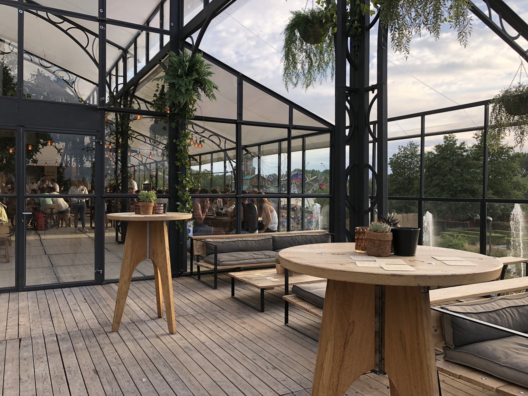 Receptietafels huren